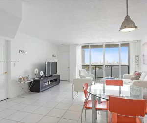 056d793fefbacfe71f466c46fe0e1ed1-cc_ft_768