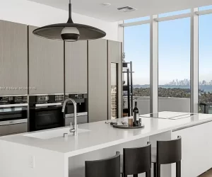 7a4b117d0603f729eba8b8b2c8e839e8-cc_ft_768