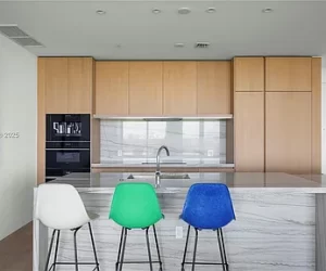 9c28ea703dac151810d9eb013900960b-cc_ft_384