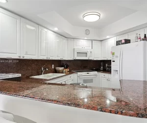 a46f10cf882b3644cbbd05c12a099b78-cc_ft_768