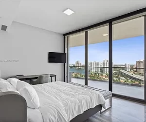 eac24a3fb455579dea6bee5a1054a705-cc_ft_384